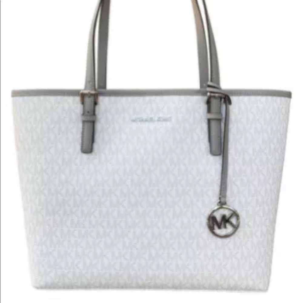 IN SERCH FOR THIS BAG!!!!
